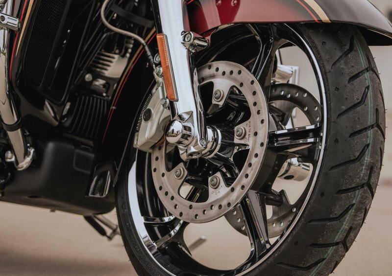 Harley-Davidson CVO - Custom Vehicle Operations CVO Road Glide Limited Anniversary (2023) (7)