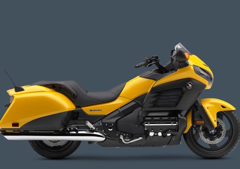 Honda GL 1800 GL 1800 F6B Goldwing Bagger (2012 - 16) (2)