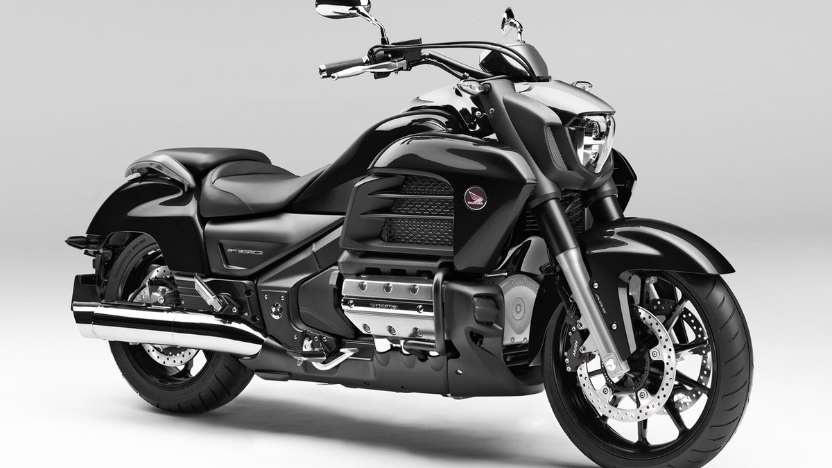 Honda GL 1800 F6C ABS (2014 16), prezzo e scheda tecnica