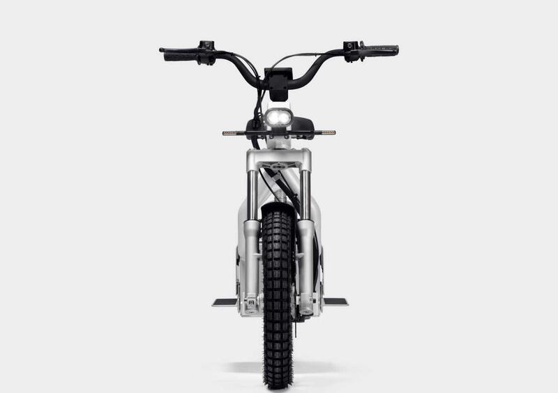 Cake Makka Makka Polestar edition (2022 - 25) (5)