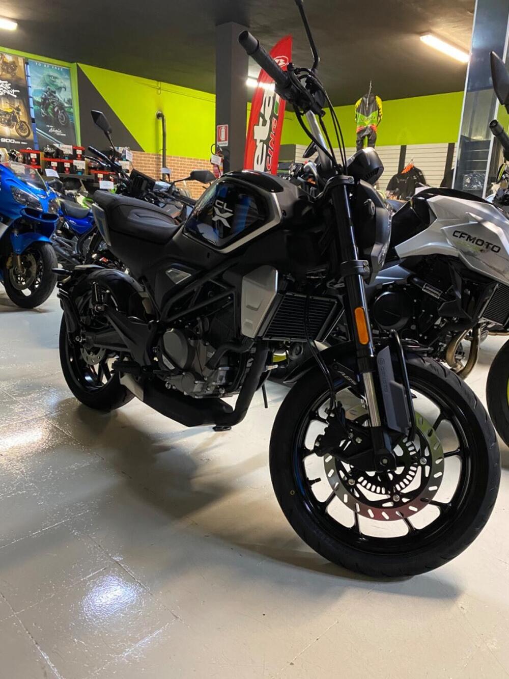 CFMOTO 300CL-X Heritage (2023 - 26) (2)