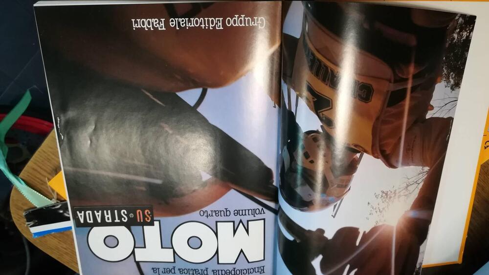 Enciclopedia pratica per la moto su strada Gruppo Editoriale Fabbri (5)