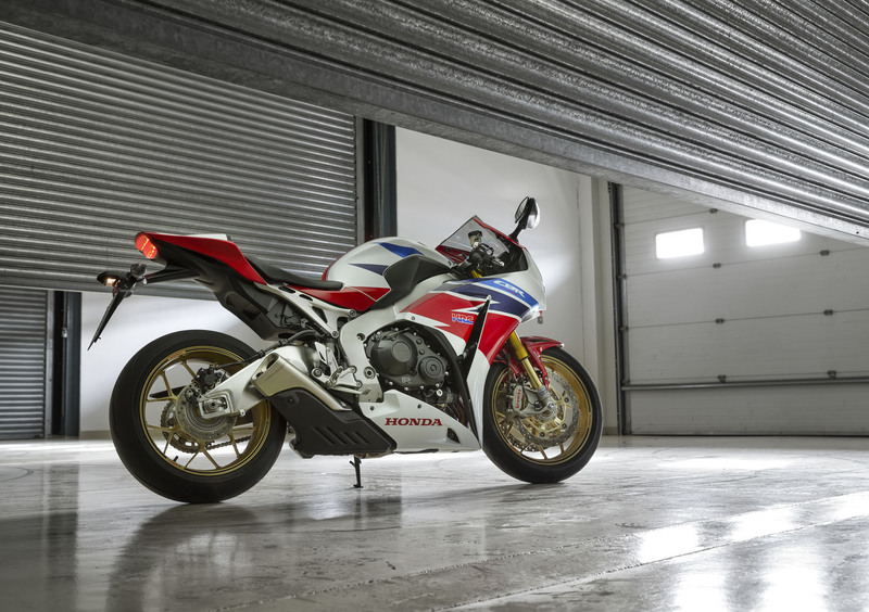 Honda CBR 1000 RR CBR 1000 RR Fireblade SP (2014 - 16) (9)