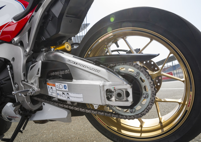 Honda CBR 1000 RR CBR 1000 RR Fireblade SP (2014 - 16) (12)