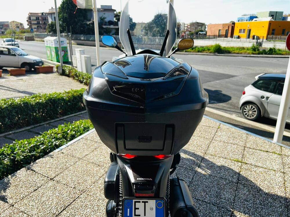 Honda SH 300 i ABS (2016 - 20) (11)