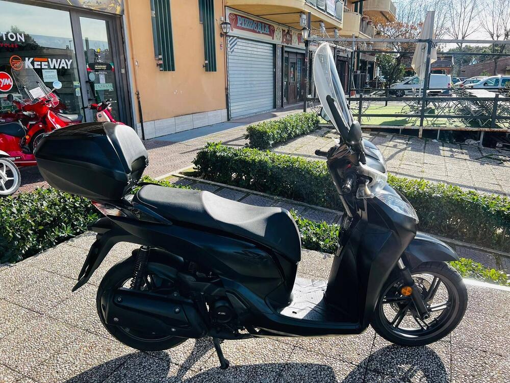 Honda SH 300 i ABS (2016 - 20) (12)