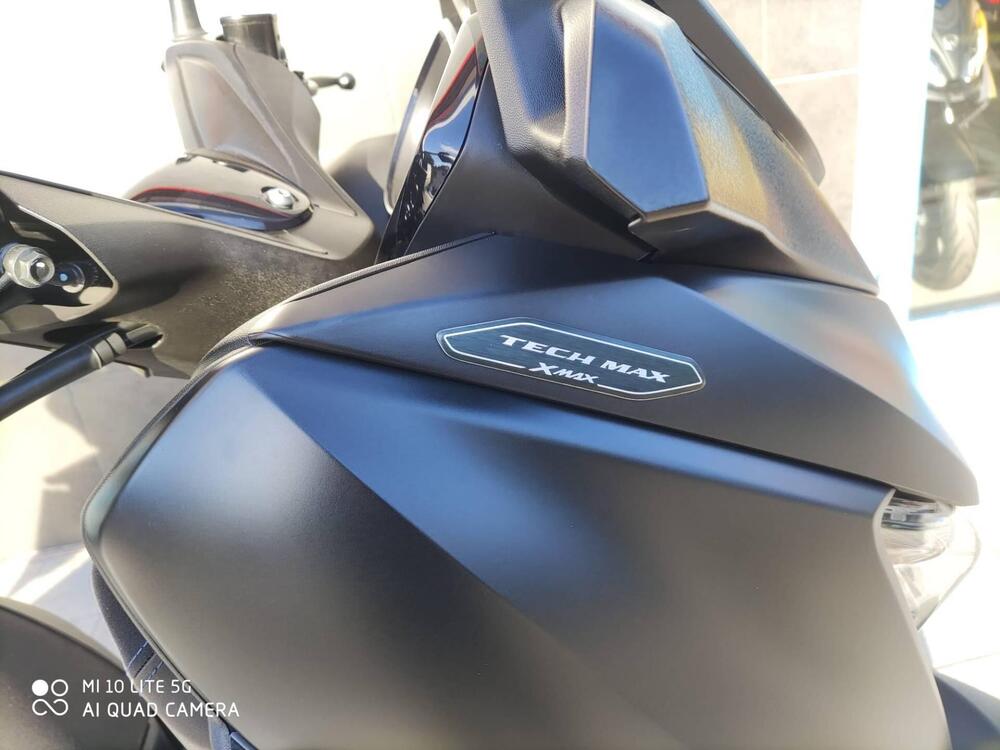 Yamaha X-Max 300 Tech Max (2020) (6)