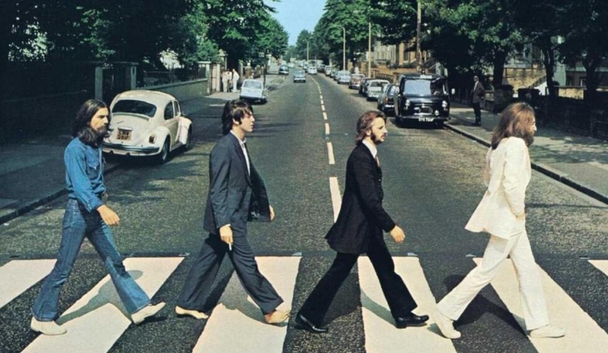 La copertina di &quot;Abbey Road&quot; dei Beatles