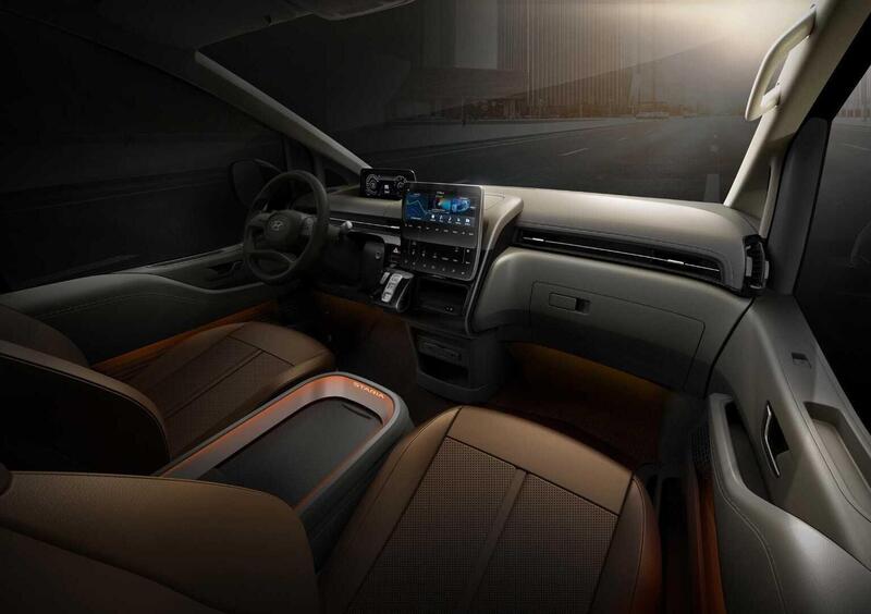 Hyundai Staria (2023-->>) (12)