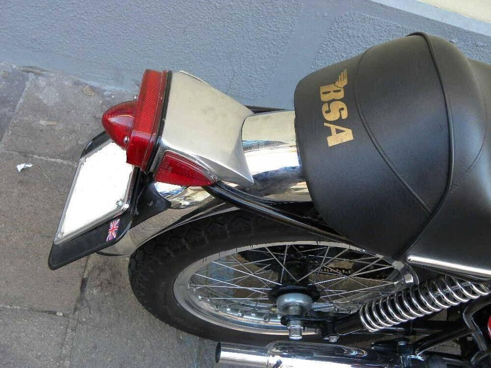 Bsa Spitfire 650 (12)