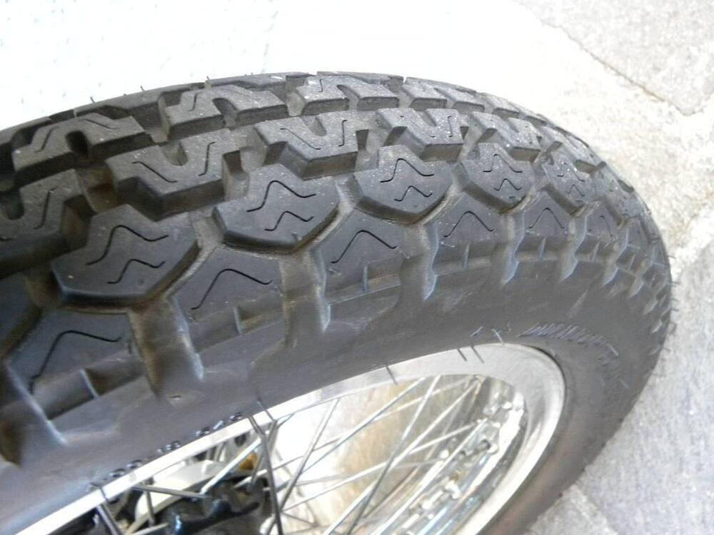 Bsa Spitfire 650 (17)