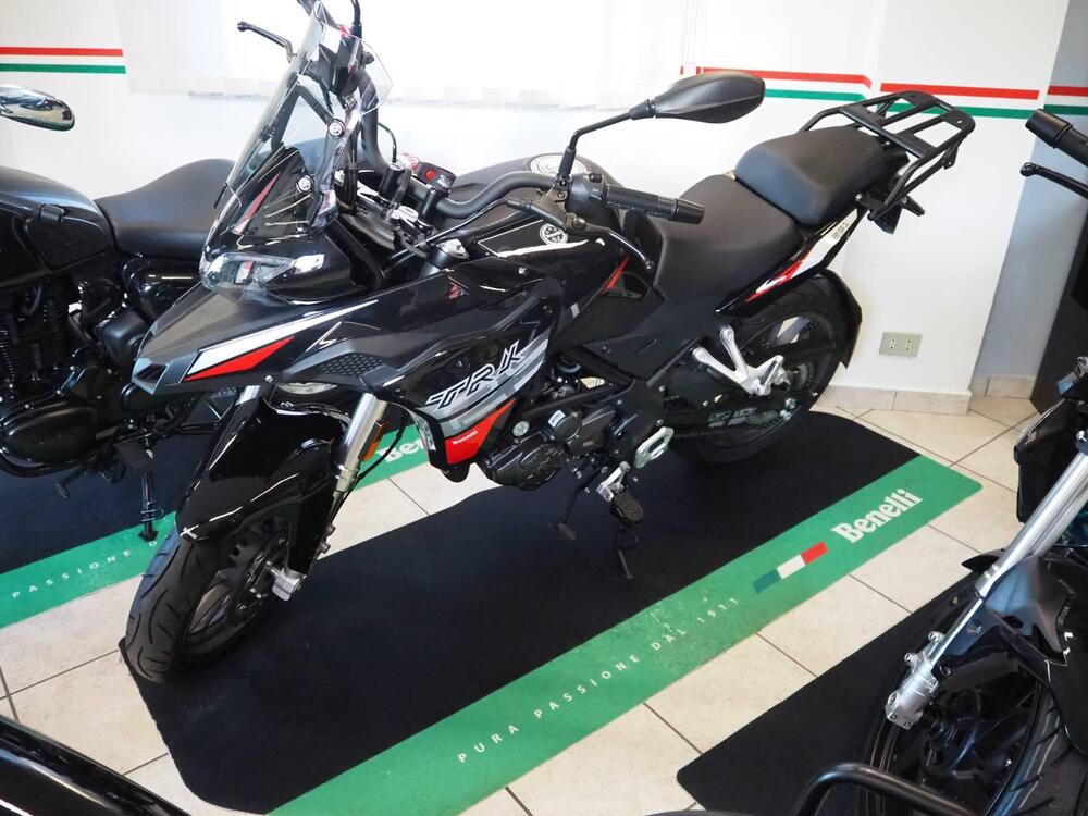 Benelli TRK 251 (2022 - 25) (3)