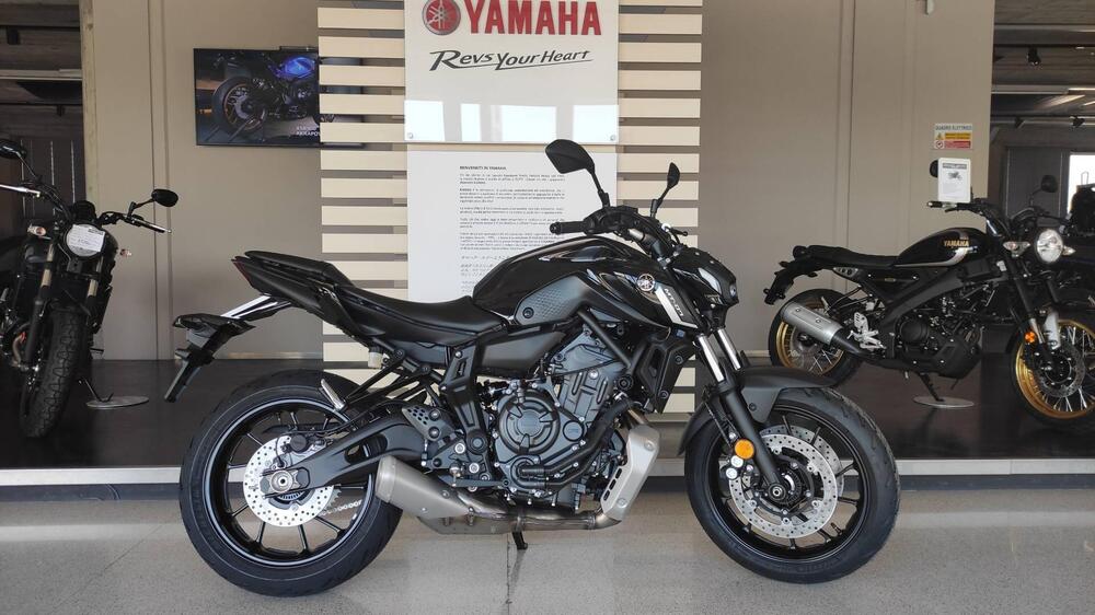 Yamaha MT-07 Pure (2023 - 25)