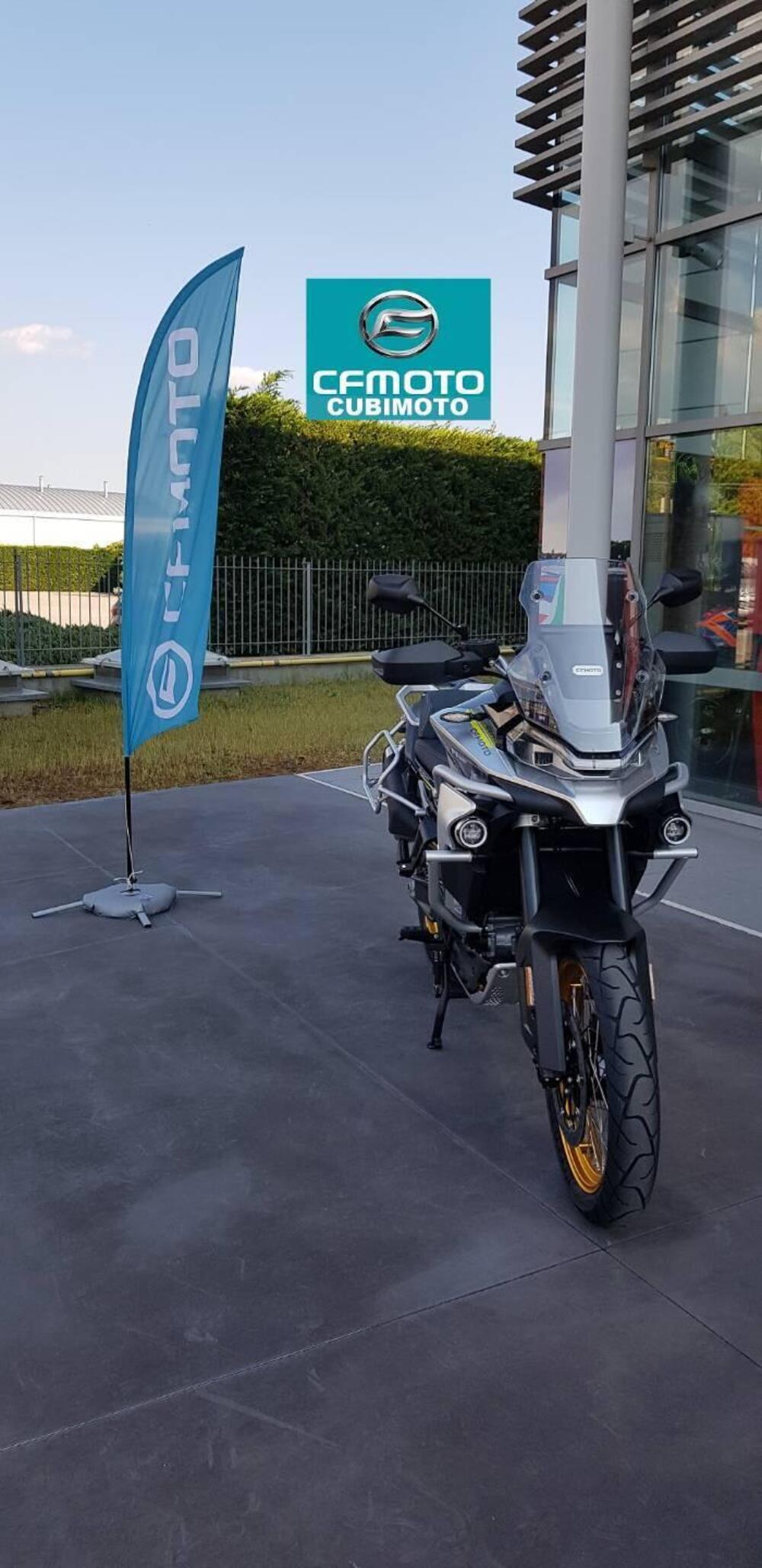 CFMOTO 800MT Touring (2022 - 26) (2)