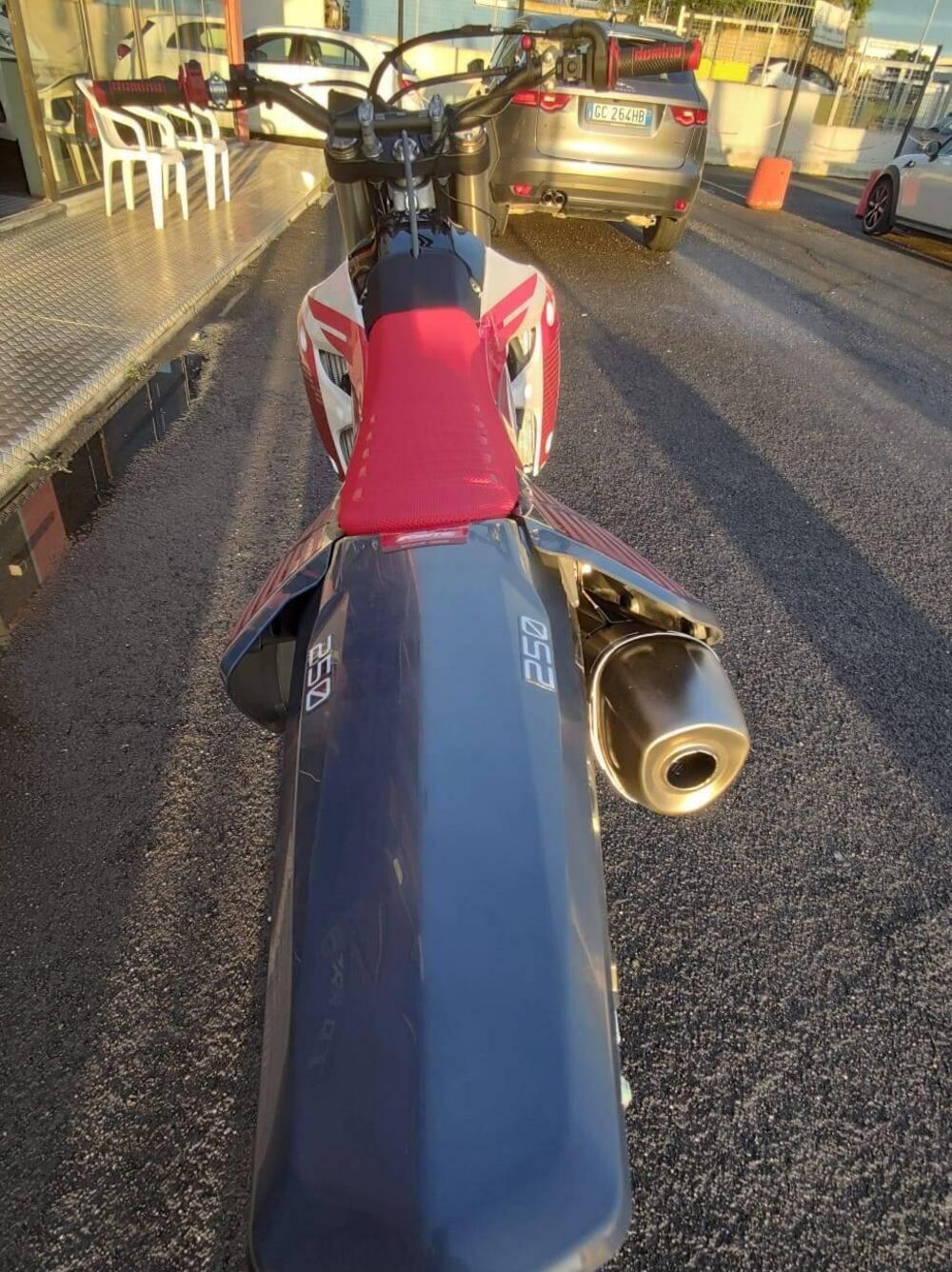 Fantic Motor XXF 250 4T (2023) (11)