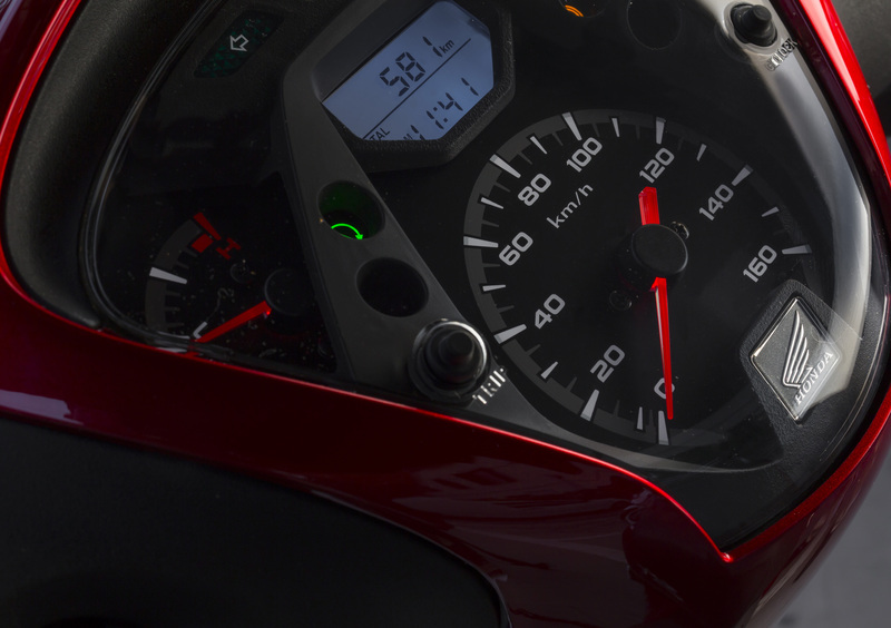 Honda SH 150 SH 150 i ABS (2013 - 16) (4)