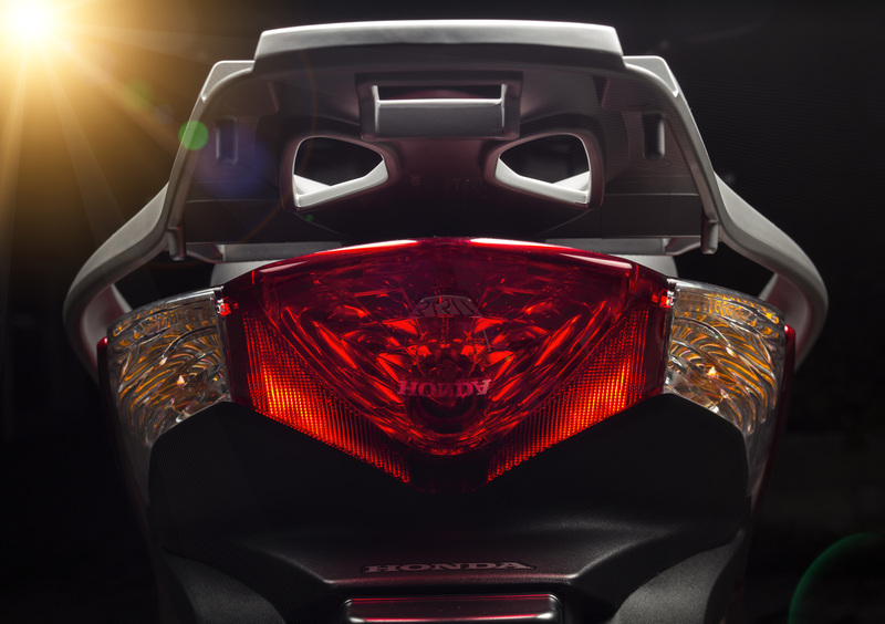 Honda SH 150 SH 150 i ABS (2013 - 16) (11)