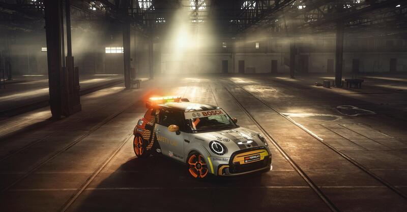 MINI John Cooper Works: effetto go-kart con un finanziamento che &egrave; tutto un programma: Adrenalease