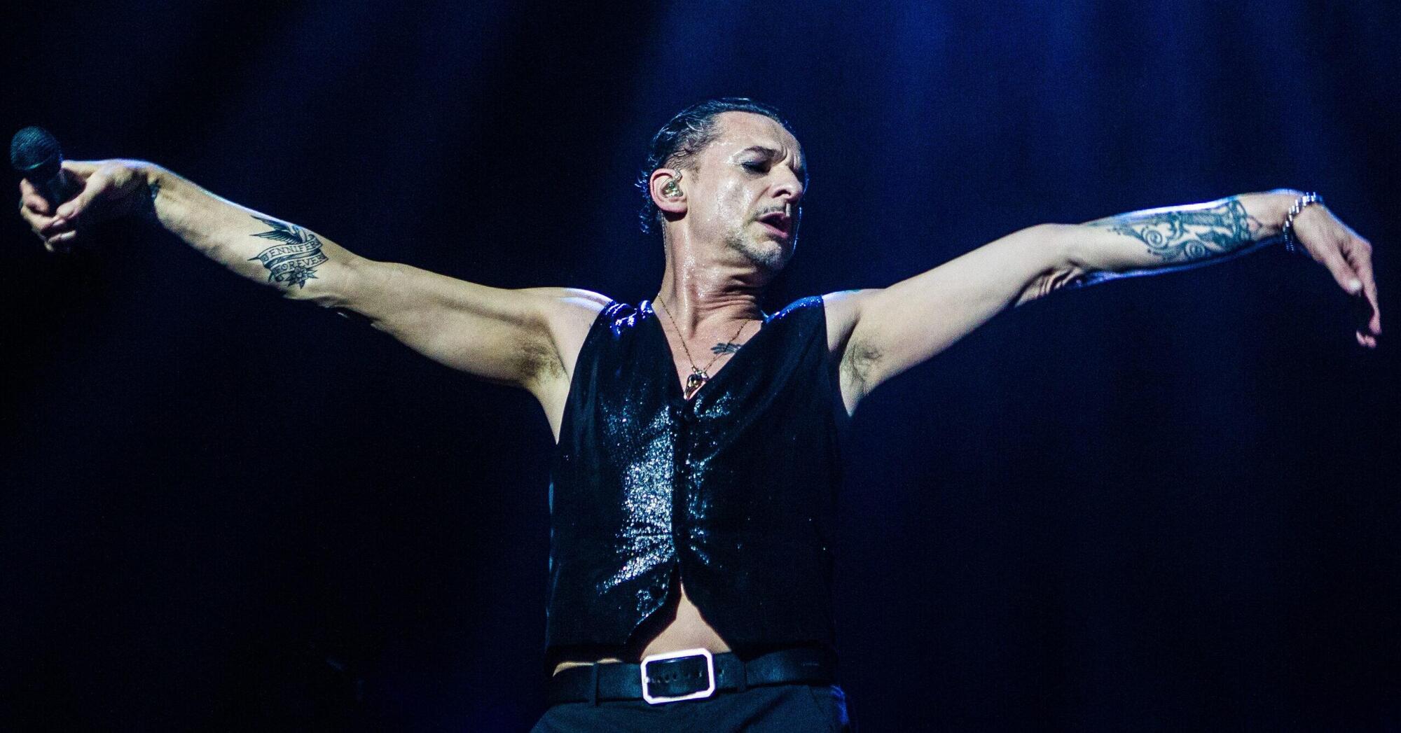 Dave Gahan (Depeche Mode) sul palco
