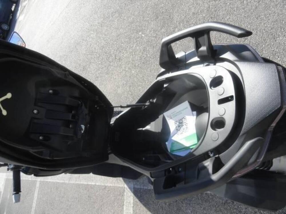 Voge Sfida SR4 (2022 - 24) (10)