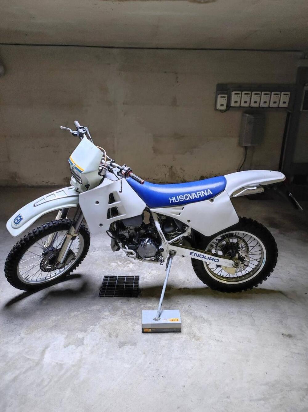 Husqvarna WRK 125 (2)