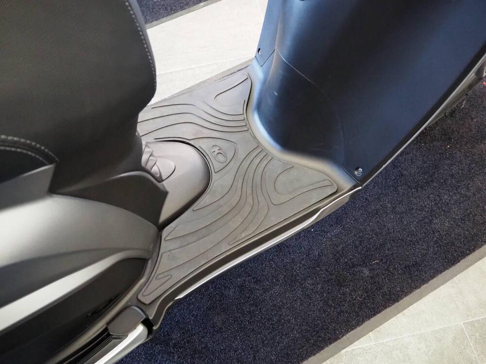 Kymco People 125i One (2021 - 25) (6)