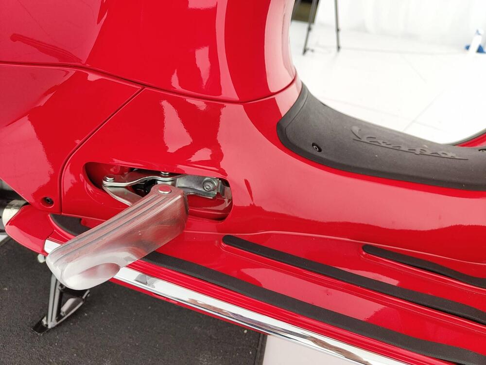 Vespa GTS 300 Super (2023 - 24) (9)