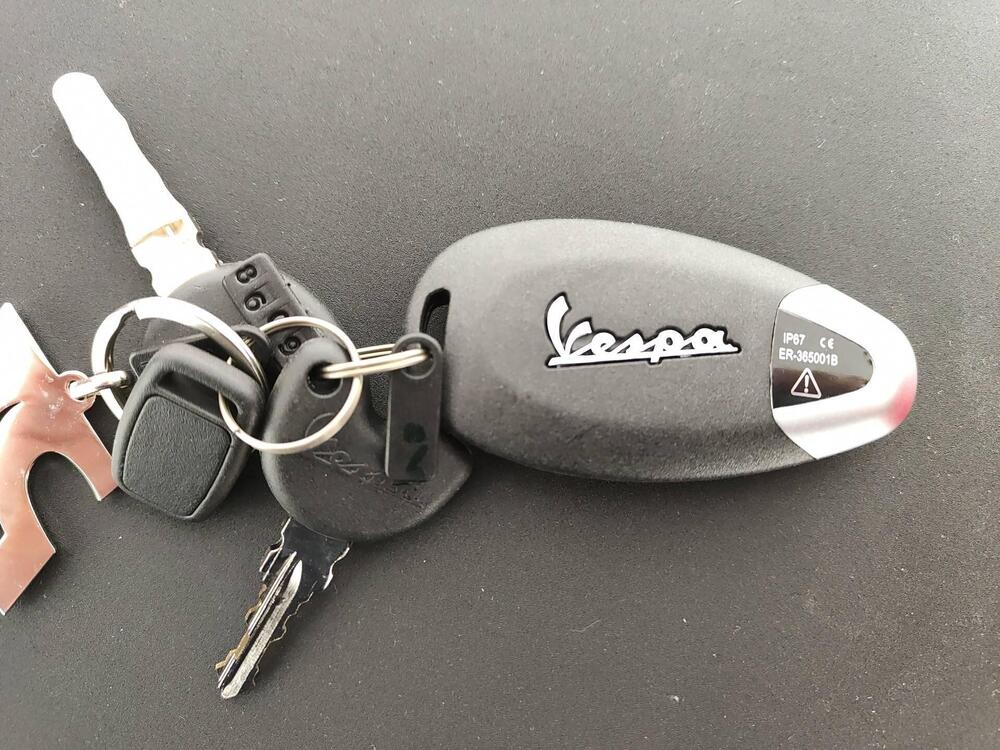 Vespa GTS 300 Super (2023 - 24) (12)