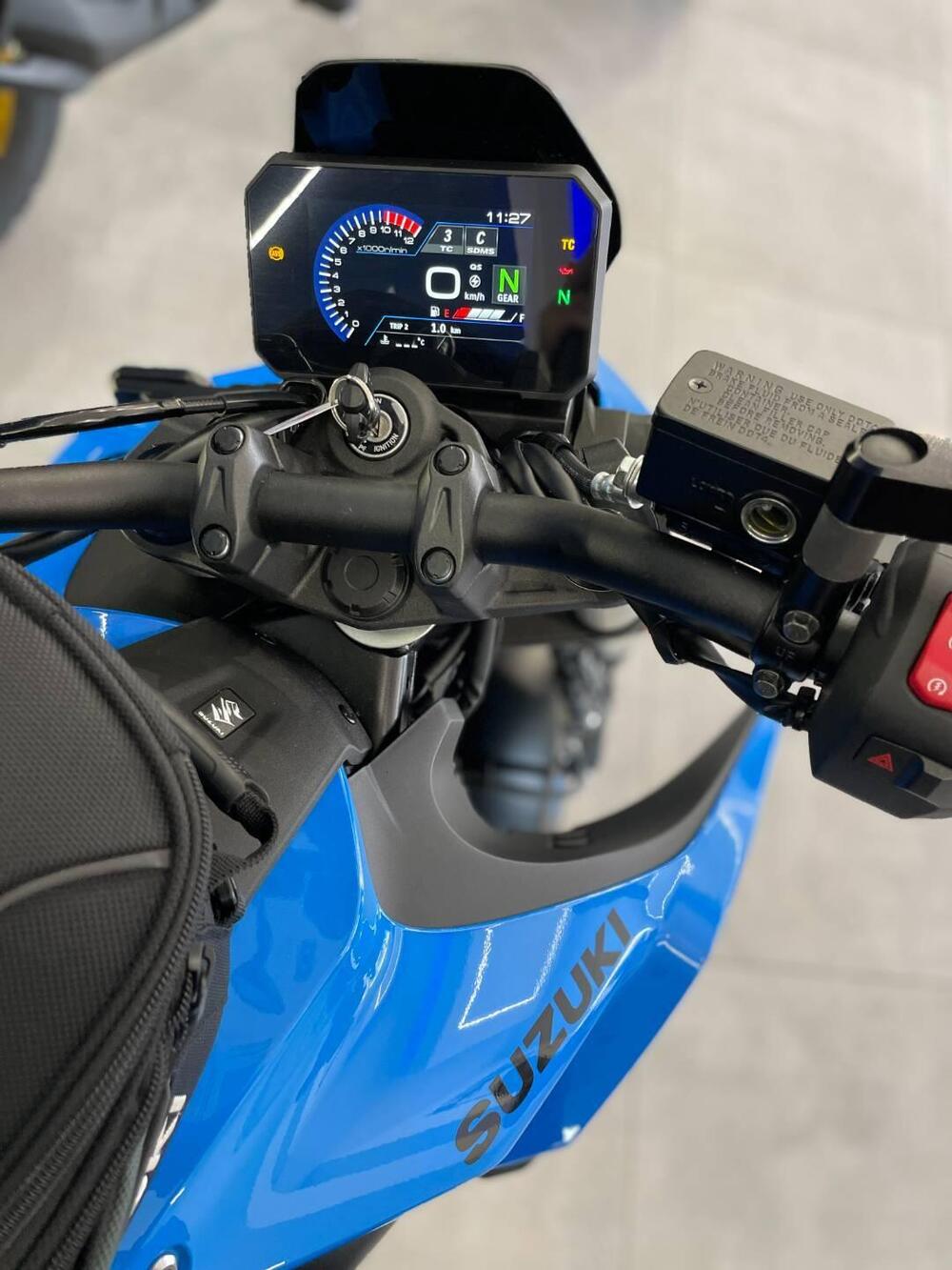 Suzuki GSX-8S (2025) (5)