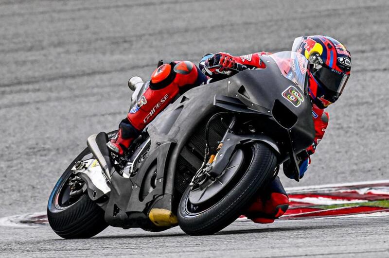 MotoGP 2023. Test di Sepang: lo shakedown. Day 1 [GALLERY]