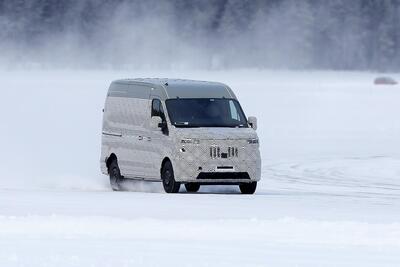 Renault Master, il Diesel verr&agrave; proposto con l&rsquo;Elettrico [Foto Spia]