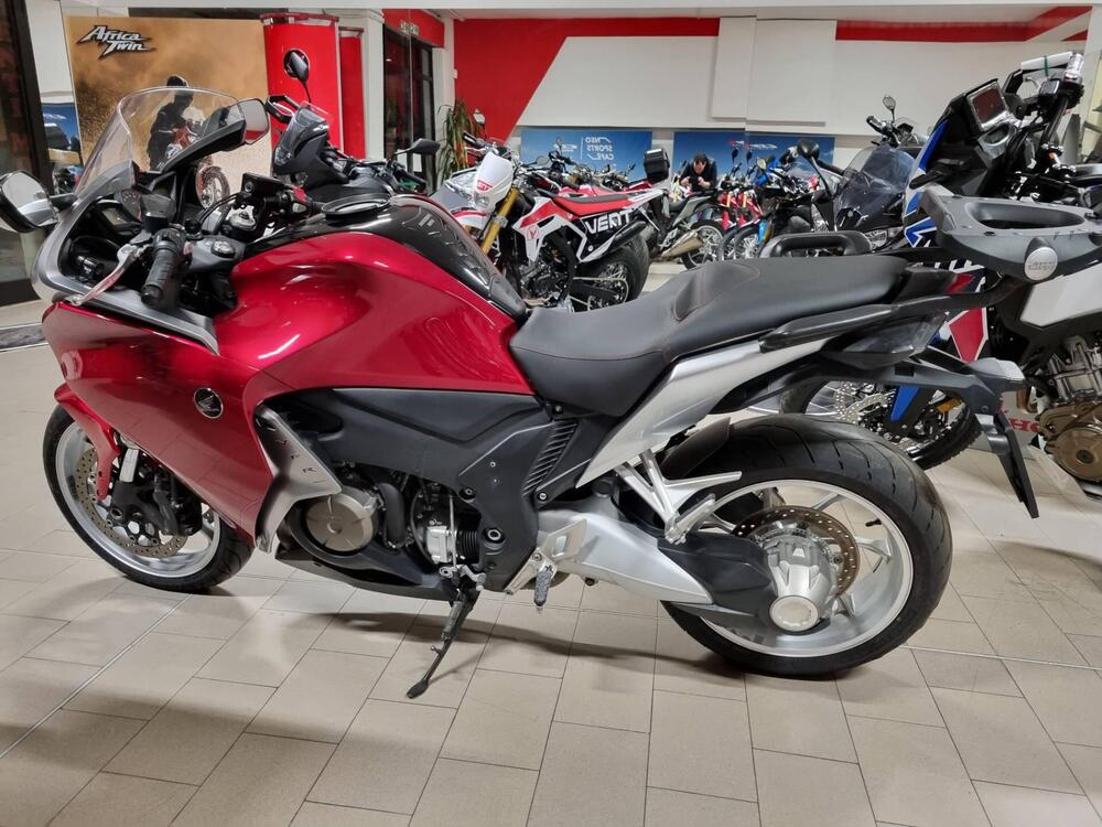 Honda VFR 1200 F ABS (2009 - 16) (2)