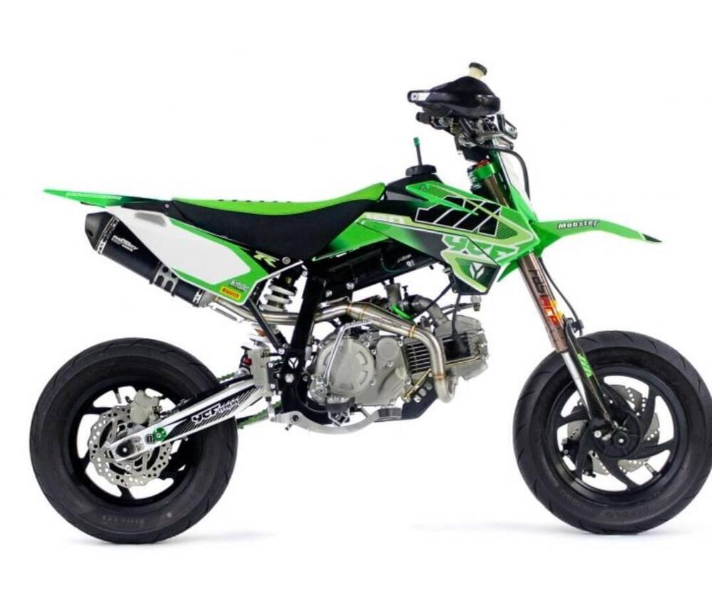 YCF SM 160 Limited Mobster (2022 - 24) (3)