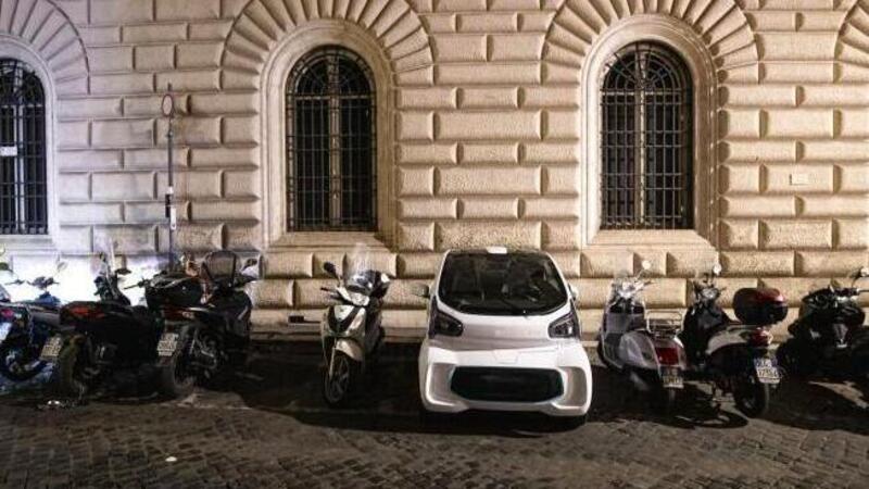 Niente pi&ugrave; Microcar nei parcheggi per le due ruote. La cassazione: &quot;Quei posti sono per gli scooter&quot;