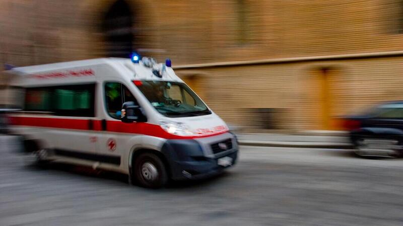 Trieste. Incidente sulla Strada Nuova per Opicina: motociclista sbalzato oltre il guard rail