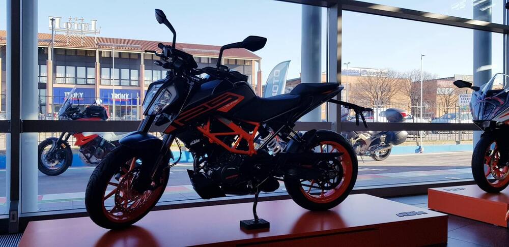KTM 125 Duke (2021 - 23) (3)