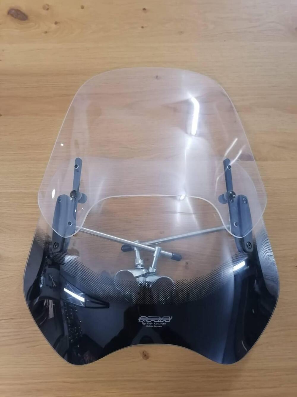 Parabrezza MRA Vario per BMW R 1200 C (2)