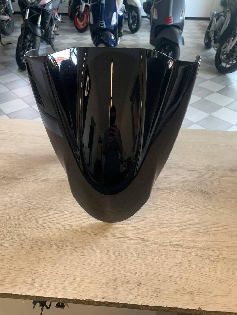 PARAFANGO YAMAHA T-MAX 2008-11 One (4)