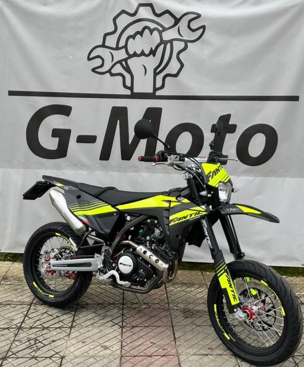 Fantic Motor XMF 125 Motard Performance 4T (2023 - 24) (2)