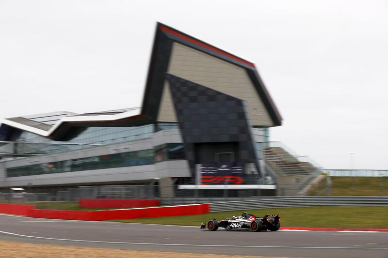 Shakedown a Silverstone per la VF-23