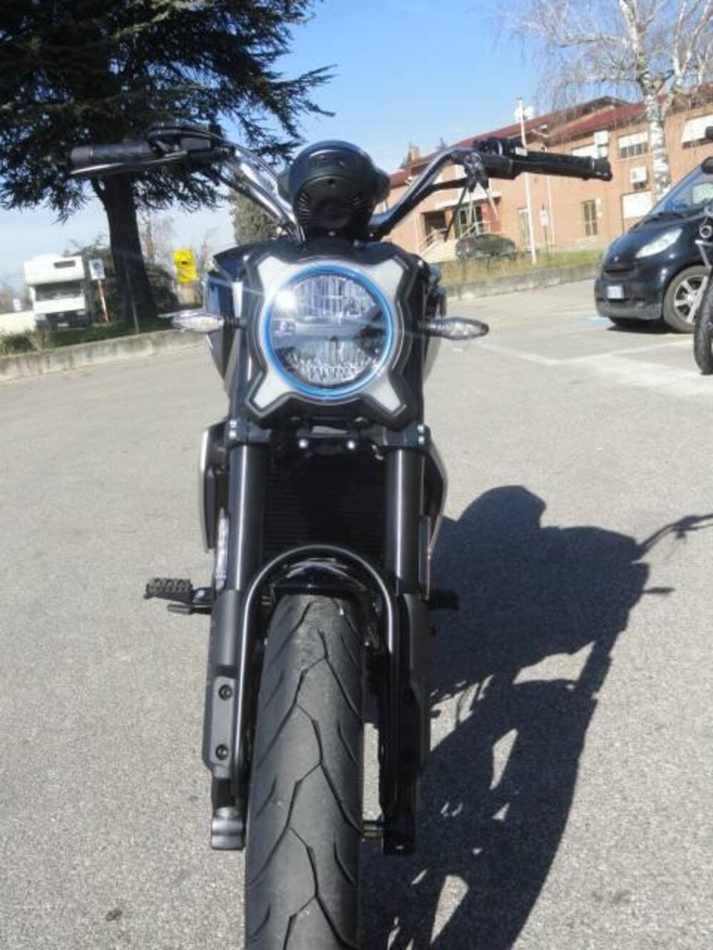 CFMOTO 300NK (2021 - 25) (3)