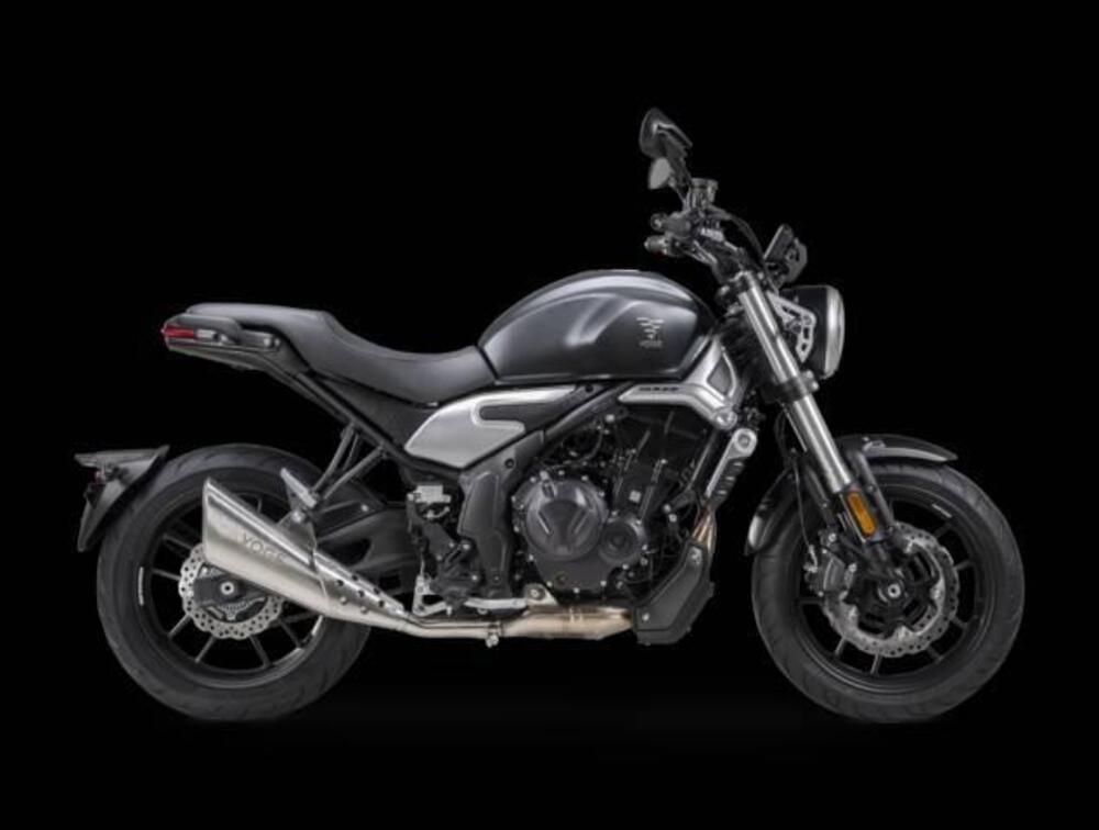 Voge Trofeo 500AC (2022 - 25) (3)