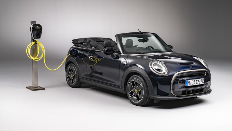 Prima mondiale: la Mini cabrio elettrica sar&agrave; prodotta in serie