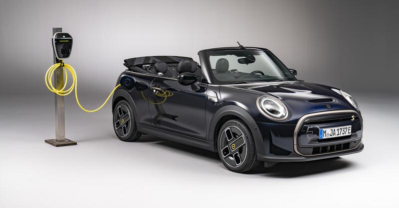 Prima mondiale: la Mini cabrio elettrica sar&agrave; prodotta in serie