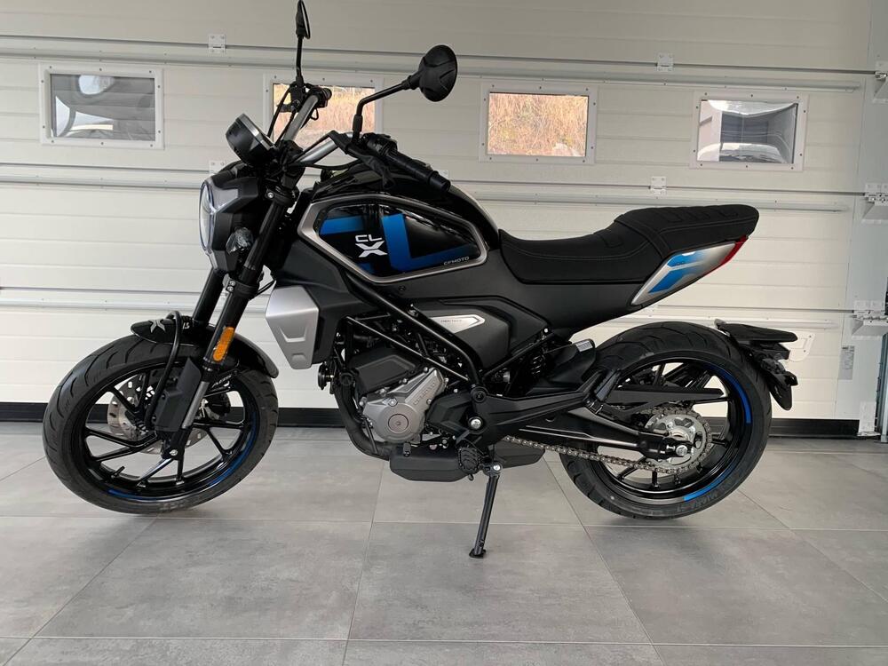 CFMOTO 300CL-X Heritage (2023 - 25) (2)