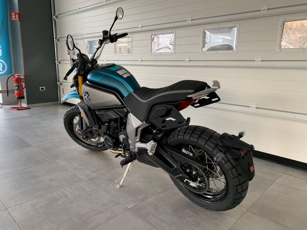 CFMOTO 700CL-X Adventure (2023 - 25) (4)