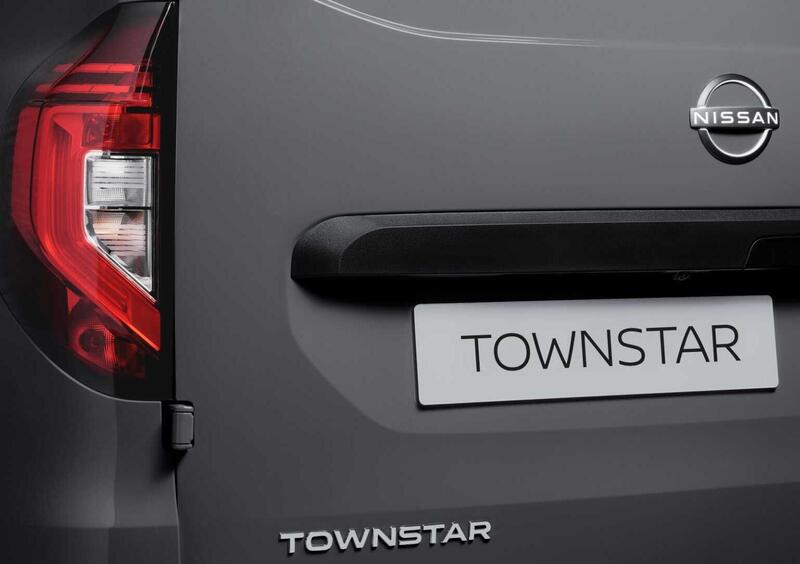 Nissan Townstar (2021-->>) (15)