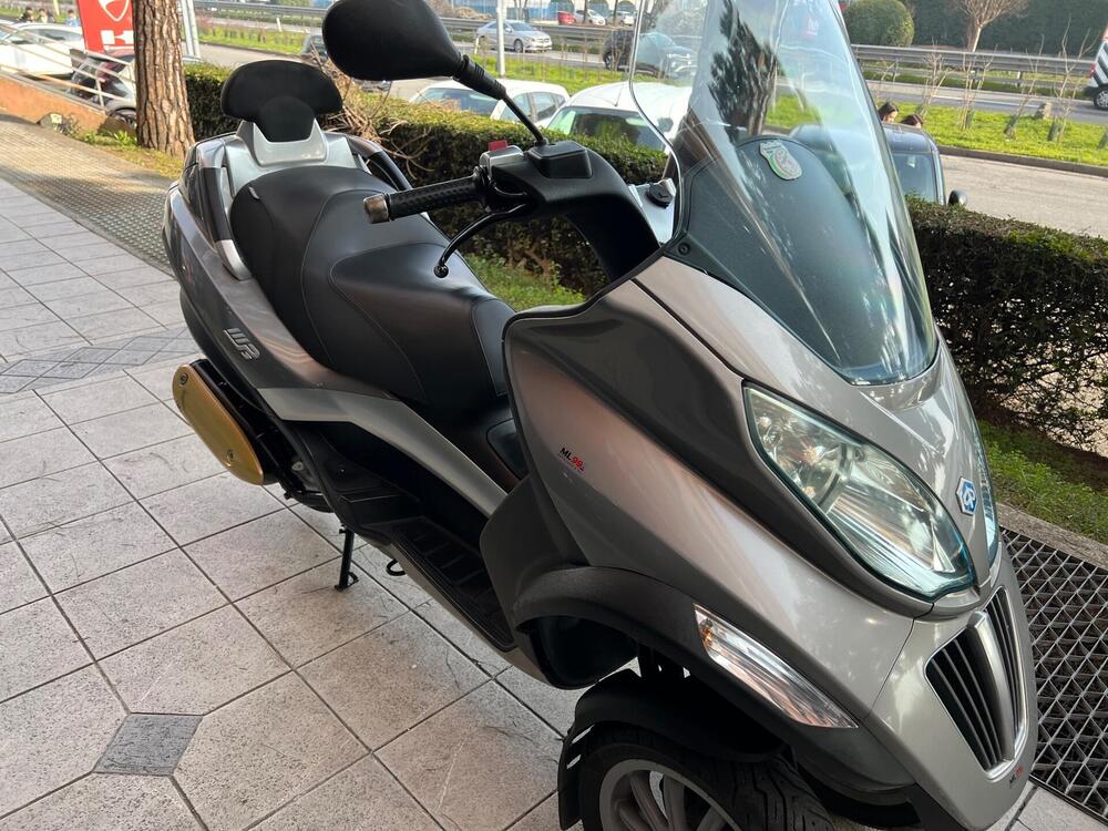 Piaggio MP3 250 i.e. (3)