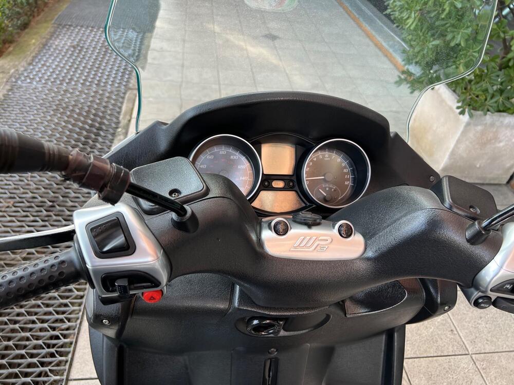 Piaggio MP3 250 i.e. (5)