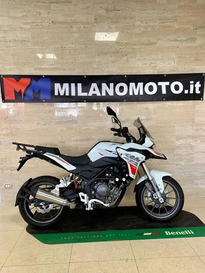 Benelli TRK 251 (2022 - 25) nuova